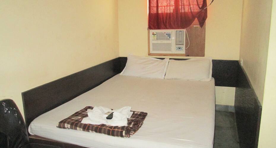 Hotel Sheetal Lake View, Raipur 5